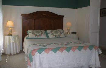 Intervale Glen Oaks Inn المظهر الخارجي الصورة